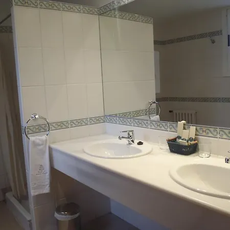 Hospederia El Convento فندق ميراندا دي إيبرو