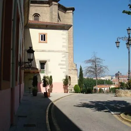 Hospederia El Convento 2*