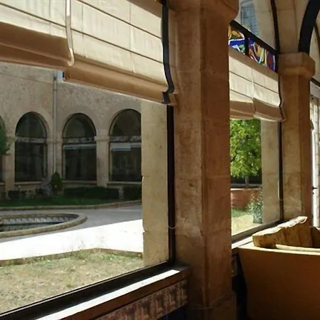 Hotel Hospederia El Convento 2*