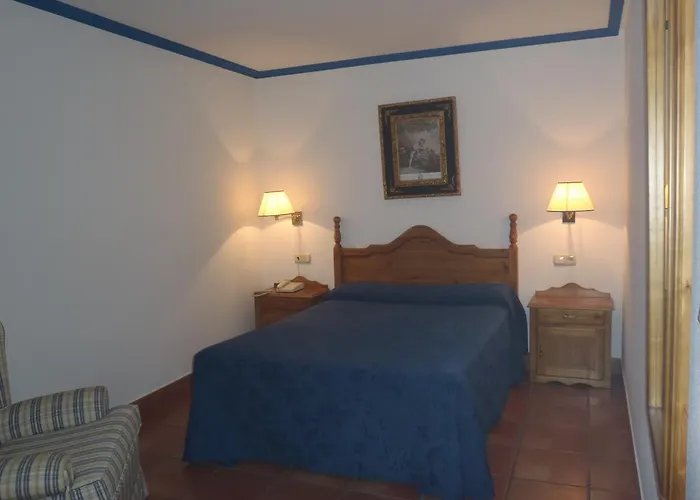 Hospederia El Convento 호텔