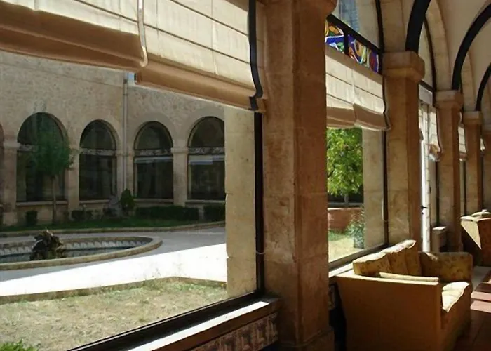 호텔 Hospederia El Convento 2*